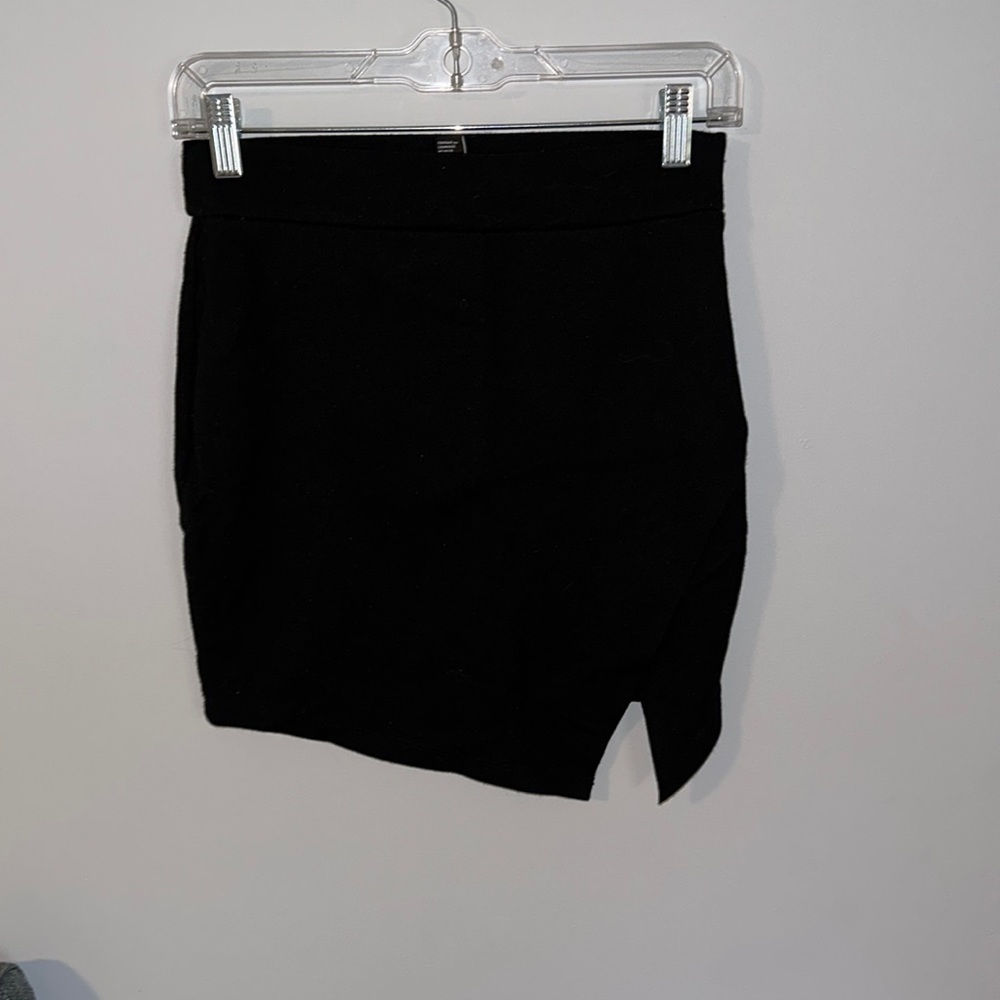 Asymmetrical skirt